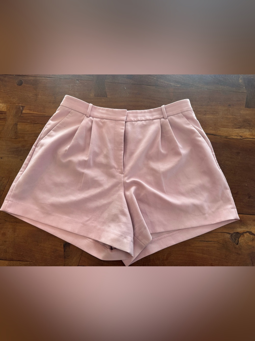 Abercrombie & Fitch Blush Pleated High-Waist Shorts